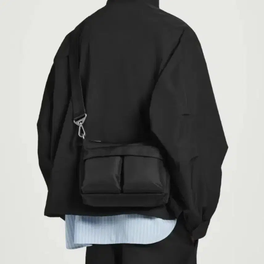 [SOLD OUT] cos 코스 크로스백 블랙