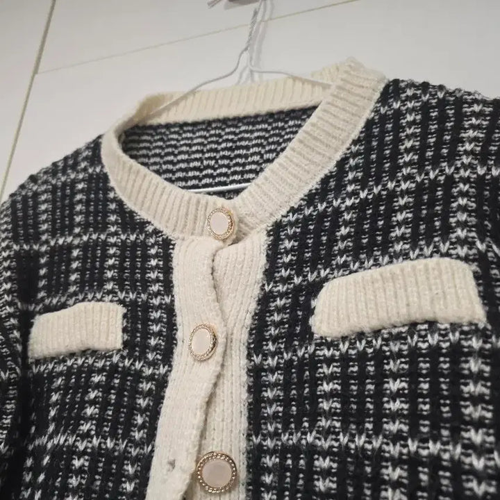 [BUNJANG] Check Crop Knit Cardigan - Black / 체크 크롭 니트 가디건 블랙