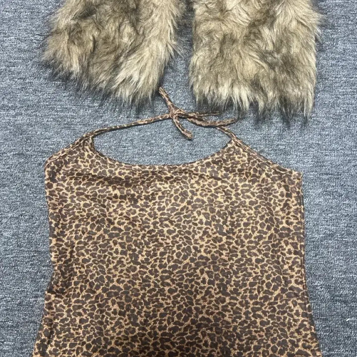 [SOLD OUT] 갸루 호피 레그워머+나시 탑 코디세트 오네갸루 퍼 y2k 레오파드