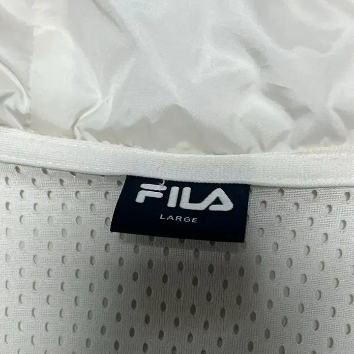 [BUNJANG] Fila Windbreaker Jacket Ivory/Blue [L] / 휠라 바람막이 자켓 아이보리/블루 [L/100]
