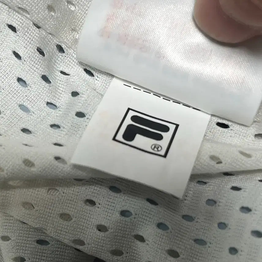 [BUNJANG] Fila Windbreaker Jacket Ivory/Blue [L] / 휠라 바람막이 자켓 아이보리/블루 [L/100]