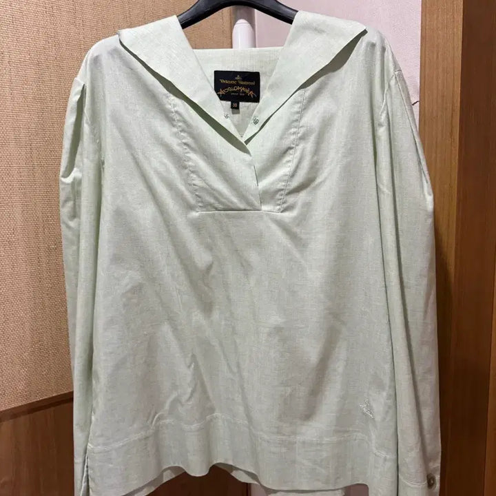 [BUNJANG] Vivienne Westwood Light Mint Shirt / 비비안웨스트우드 라이트민트 셔츠  38