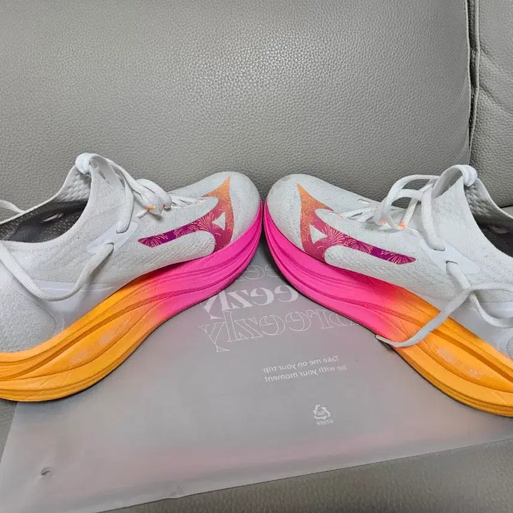 [BUNJANG] Mizuno Neo Vista 2 Running Shoes / 미즈노 네오 비스타 2 런닝화 260