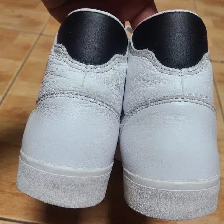 [BUNJANG] Adidas Basket Profi High-Top Sneakers / 아디다스 하이탑 바스켓프로피 270