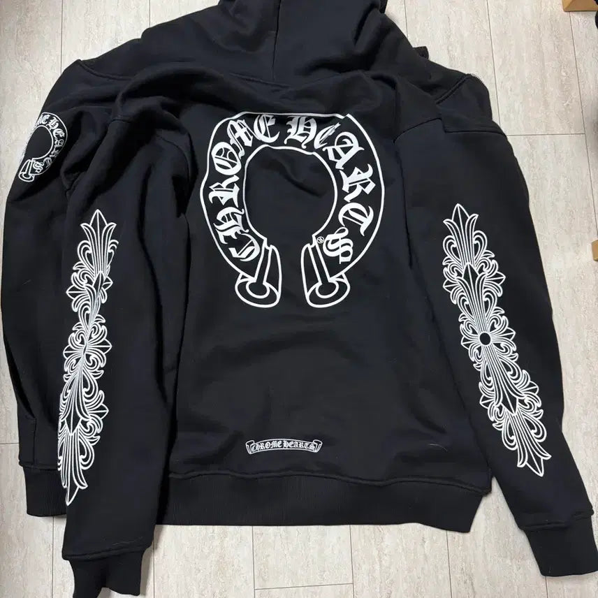 [SOLD OUT] 크롬하츠 블랙 후드티 프린팅