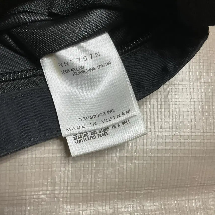 [SOLD OUT] 노스페이스 퍼플라벨 사코슈 블랙