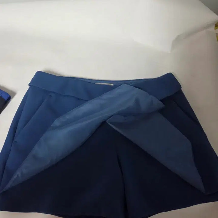 [SOLD OUT] 투미 네이비 랩 스타일 반바지