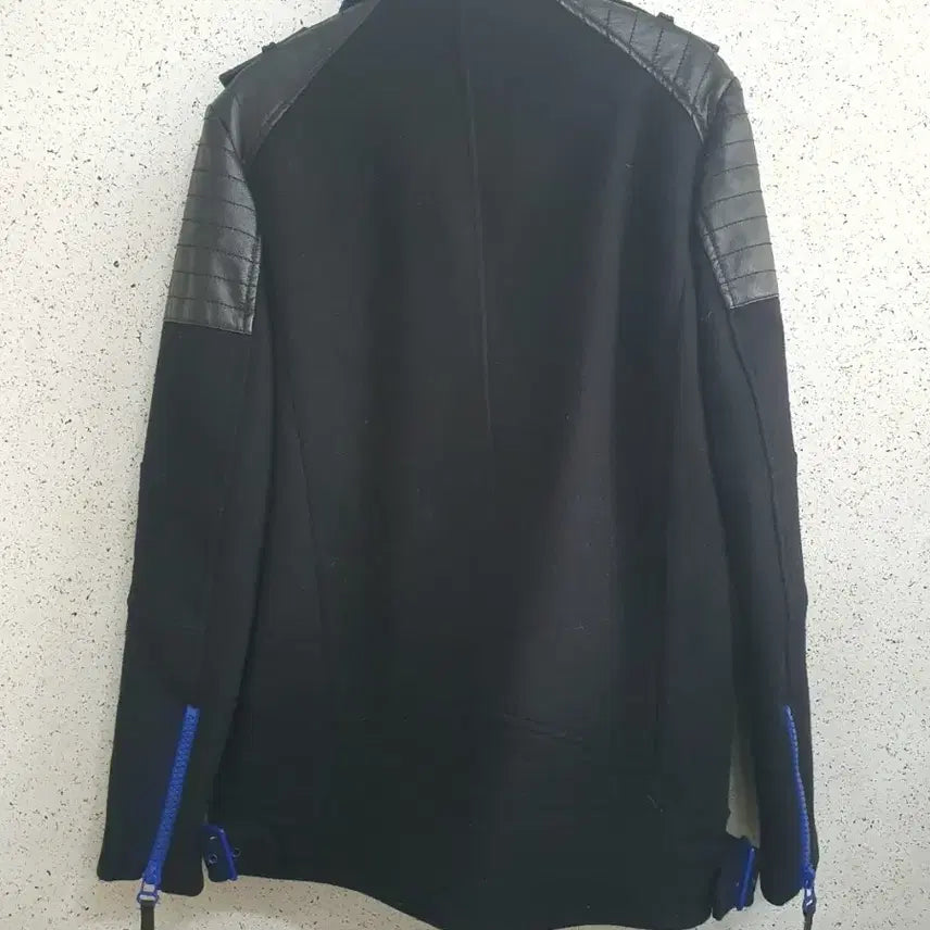 [BUNJANG] JESSI New York Leather-Accent Black and Blue Jacket / JESSI 뉴욕 가죽배색 블랙 블루 자켓