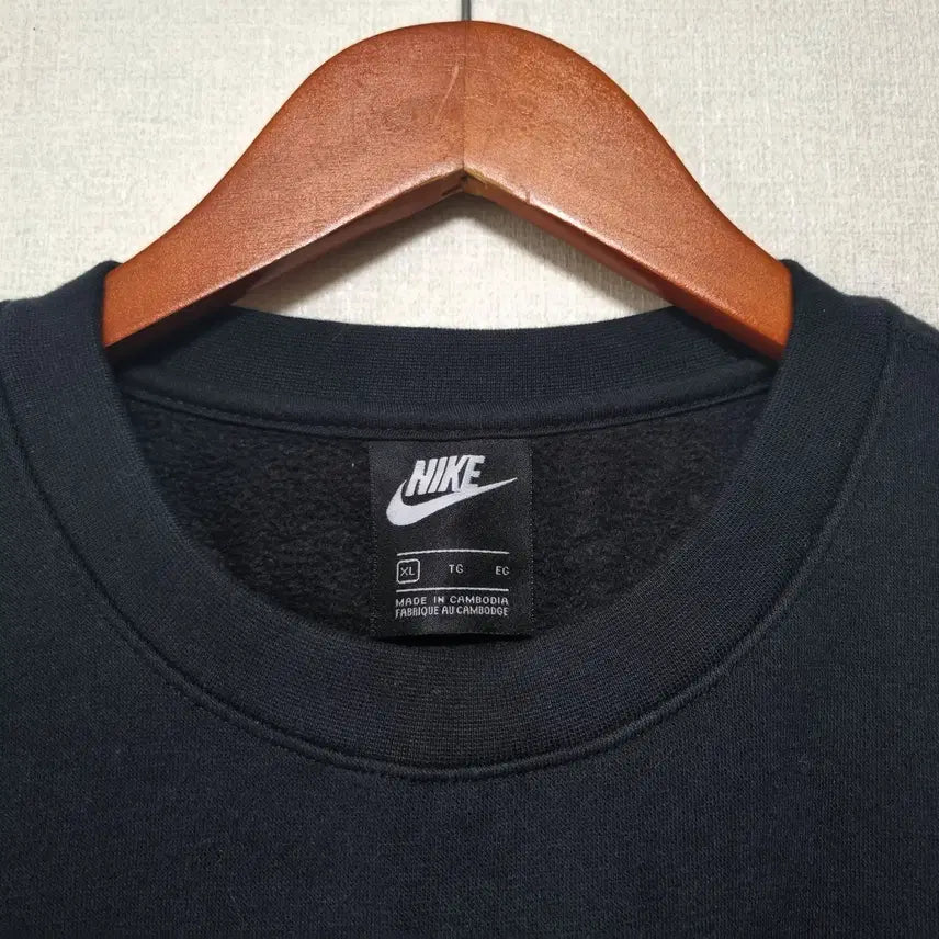 [SOLD OUT] (남성) 나이키 스몰로고 기모 맨투맨 XL