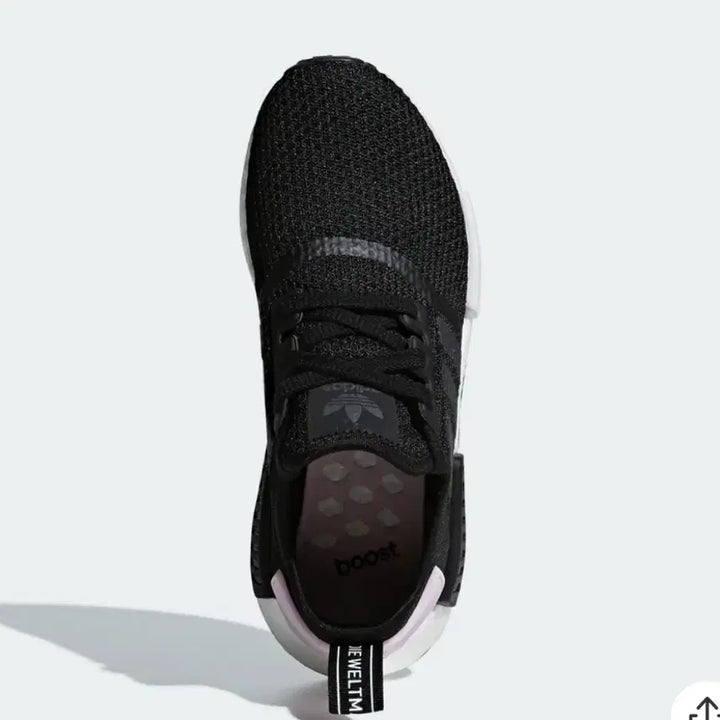 [BUNJANG] Adidas NMD R1 Black Sneakers (220mm) / 새상품.아디다스 NMD R1 블랙 운동화 220사이즈 실 225