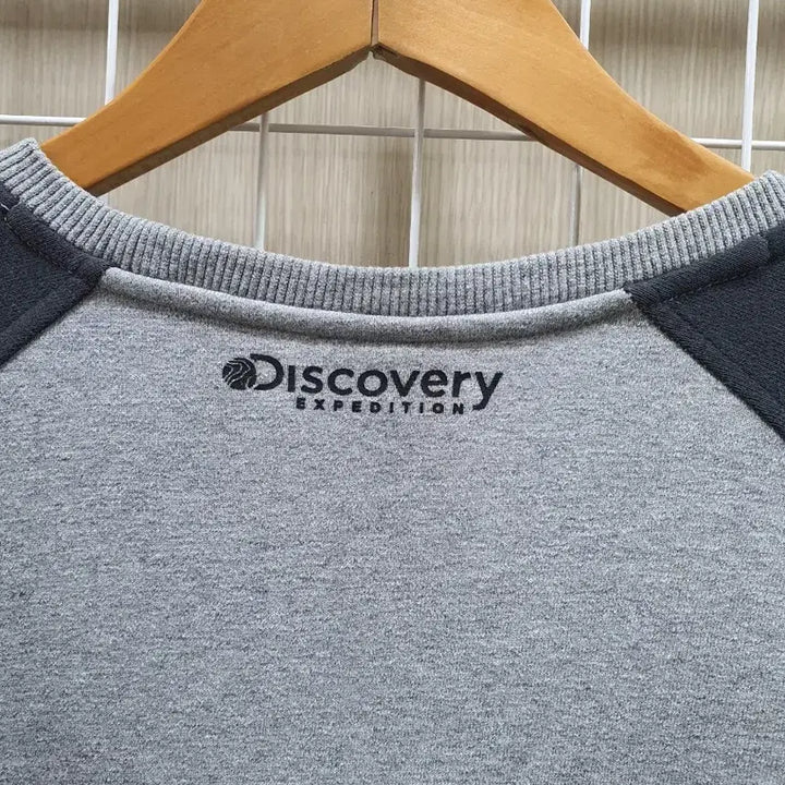 [SOLD OUT] 디스커버리 익스페디션 맨투맨 회색/네이비