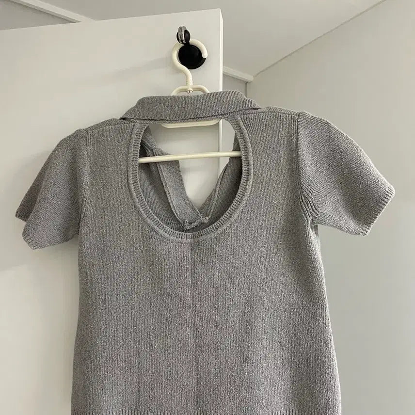 [BUNJANG] Back Slit Crop Short-Sleeve Polo Shirt / 백트임 크롭 반팔 카라티