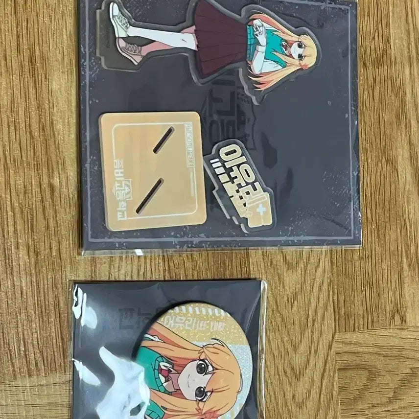 [BUNJANG] Zombiego Lee Yuri Acrylic Stand &amp; Badge Set / 좀비고 이유리 굿즈 아크릴 스탠드 + 뱃지 세트