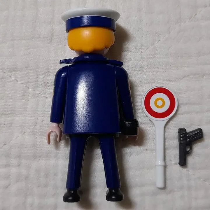 [BUNJANG] Playmobil Traffic Police Figure / 플레이모빌 교통경찰