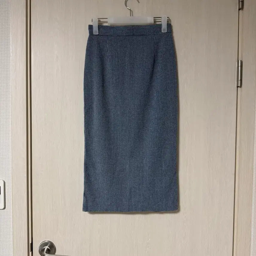 [BUNJANG] reine Navy Checkered H-Line Midi Skirt (S) / 렌느 reine 네이비 잔체크 H라인 미디스커트 (S)