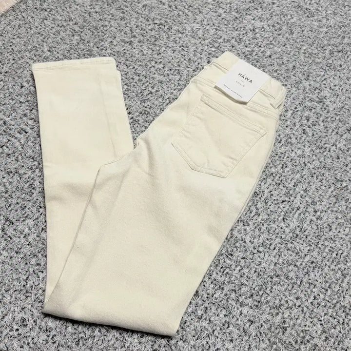 [BUNJANG] HAWA Cream Skinny Pants / (새상품) 하와 HAWA 크림 스키니 S