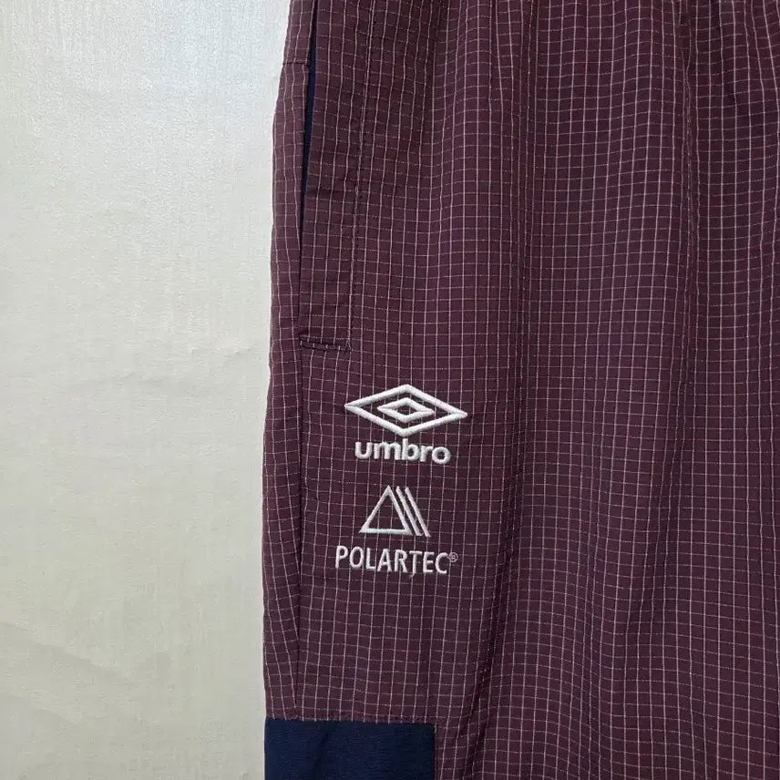 [BUNJANG] Umbro Polartec Jogger Pants (31-32 inch) / 엄브로 폴라텍 조거팬츠 31~32인치