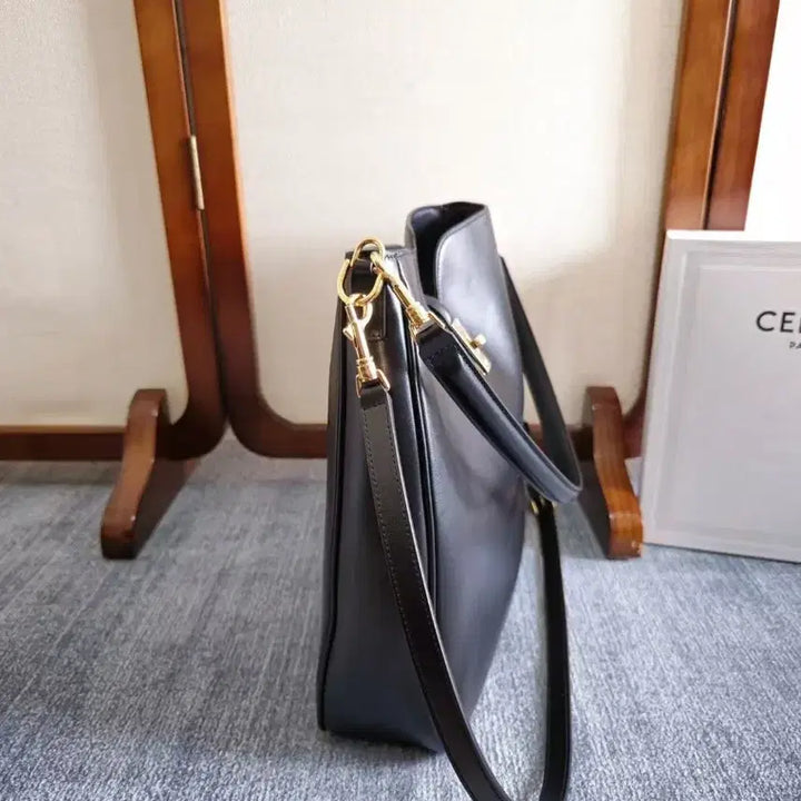 [BUNJANG] Celine Crossbody Shoulder Bag / 셀린 크로스 숄더백