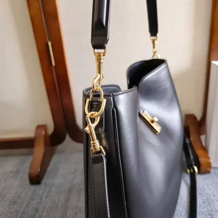[BUNJANG] Celine Crossbody Shoulder Bag / 셀린 크로스 숄더백