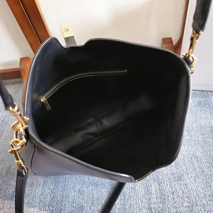 [BUNJANG] Celine Crossbody Shoulder Bag / 셀린 크로스 숄더백