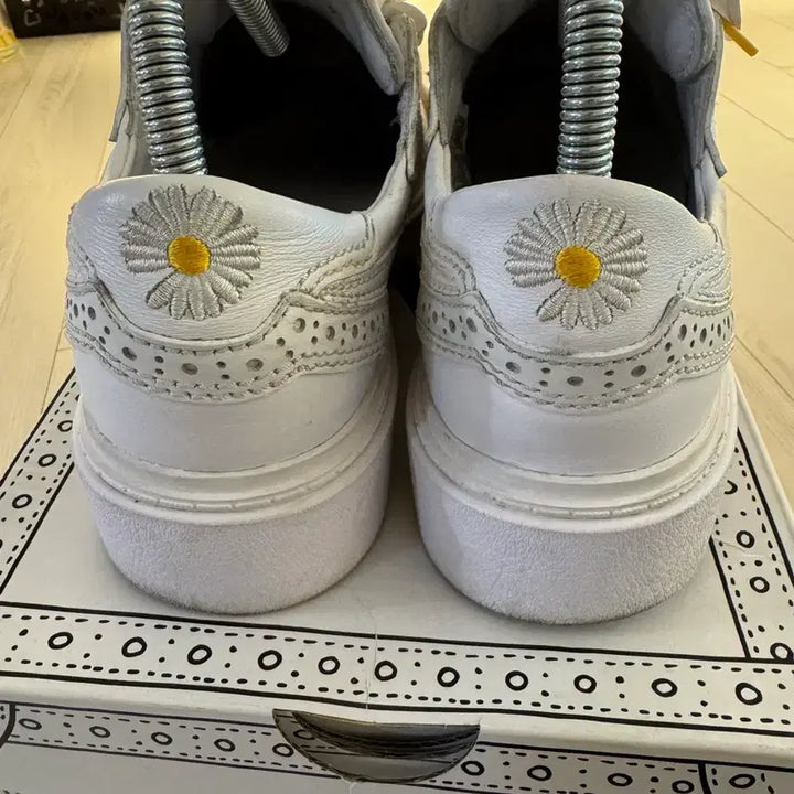 [BUNJANG] Nike PeaceMinusOne Wingtip White Sneakers / 나이키 피스마이너스원 윙팁 화이트 스니커즈 245~250