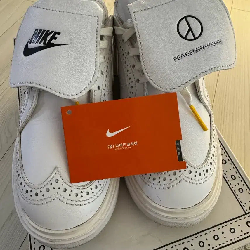 [BUNJANG] Nike PeaceMinusOne Wingtip White Sneakers / 나이키 피스마이너스원 윙팁 화이트 스니커즈 245~250