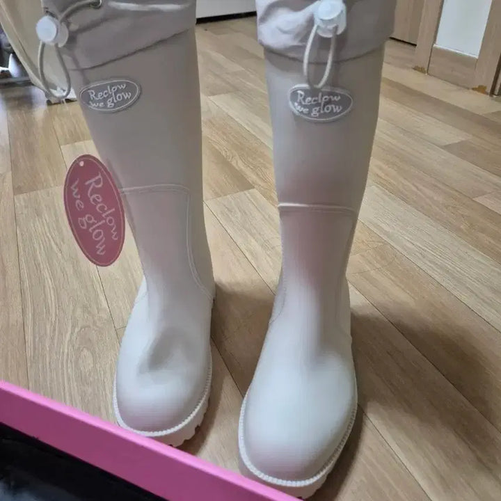 [BUNJANG] Riclow Long Rain Boots Ivory Size 38 / 새상품 리끌로우 롱 레인부츠 아이보리색 사이즈 38 (240~245)