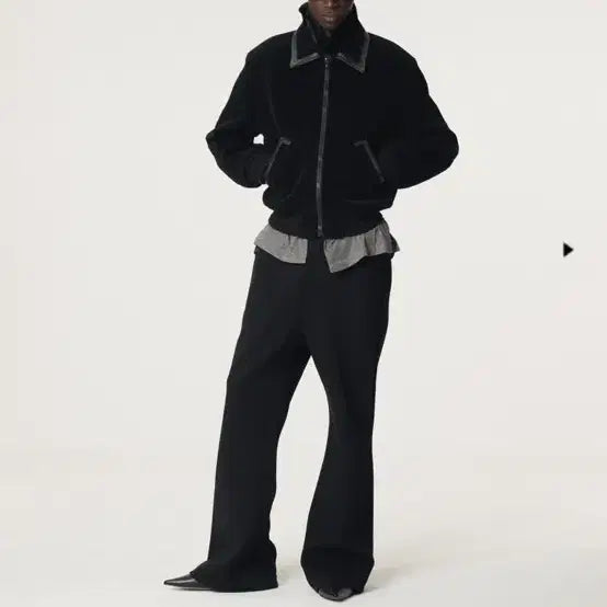 [BUNJANG] RECTO Contrast Collar Jumper - Black (L) / 25fw 렉토 블랙 콘트라스트 칼라 점퍼 L