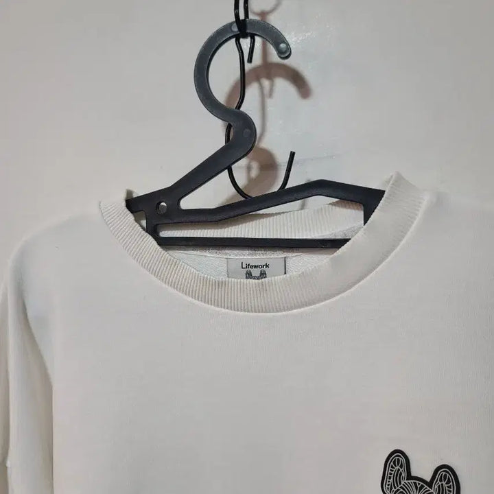 [BUNJANG] Life Work Bulldog Embroidered Sweatshirt / 라이프워크 맨투맨