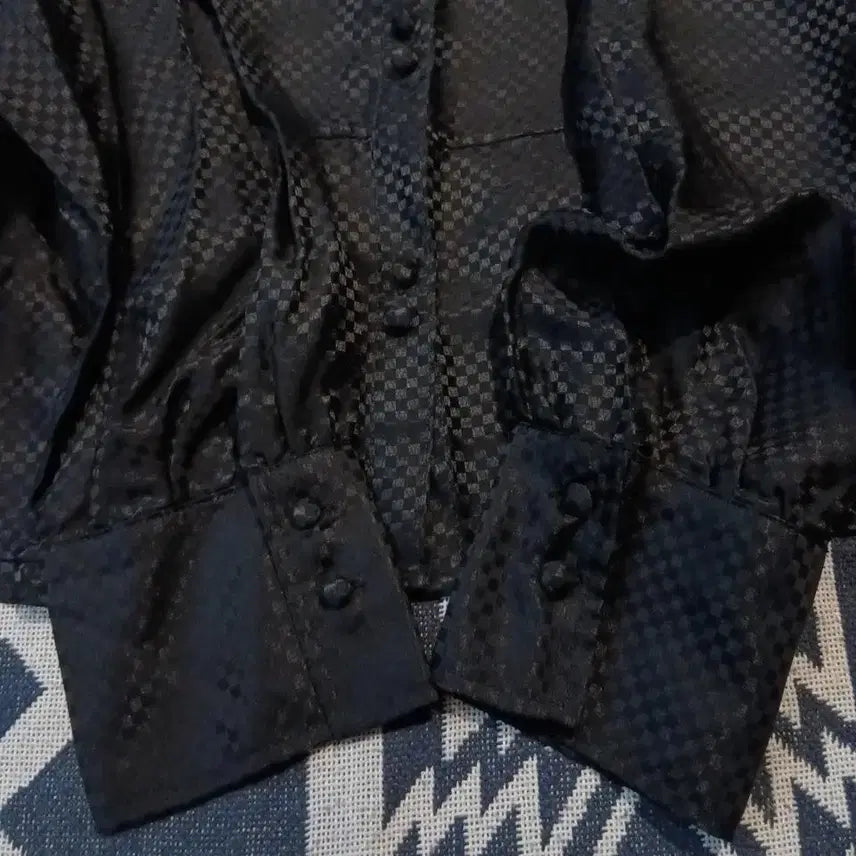 [BUNJANG] PAUL &amp; JOE Checkered Pattern Blouse / PAUL &amp; JOE 블랙 반광 체커보드 체크패턴 긱시크 고딕 고스 비스코