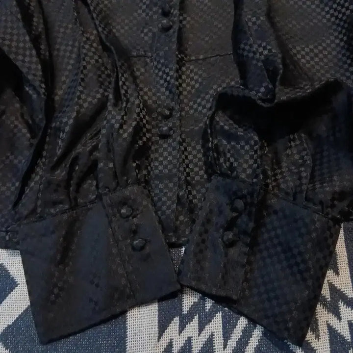 [BUNJANG] PAUL &amp; JOE Checkered Pattern Blouse / PAUL &amp; JOE 블랙 반광 체커보드 체크패턴 긱시크 고딕 고스 비스코