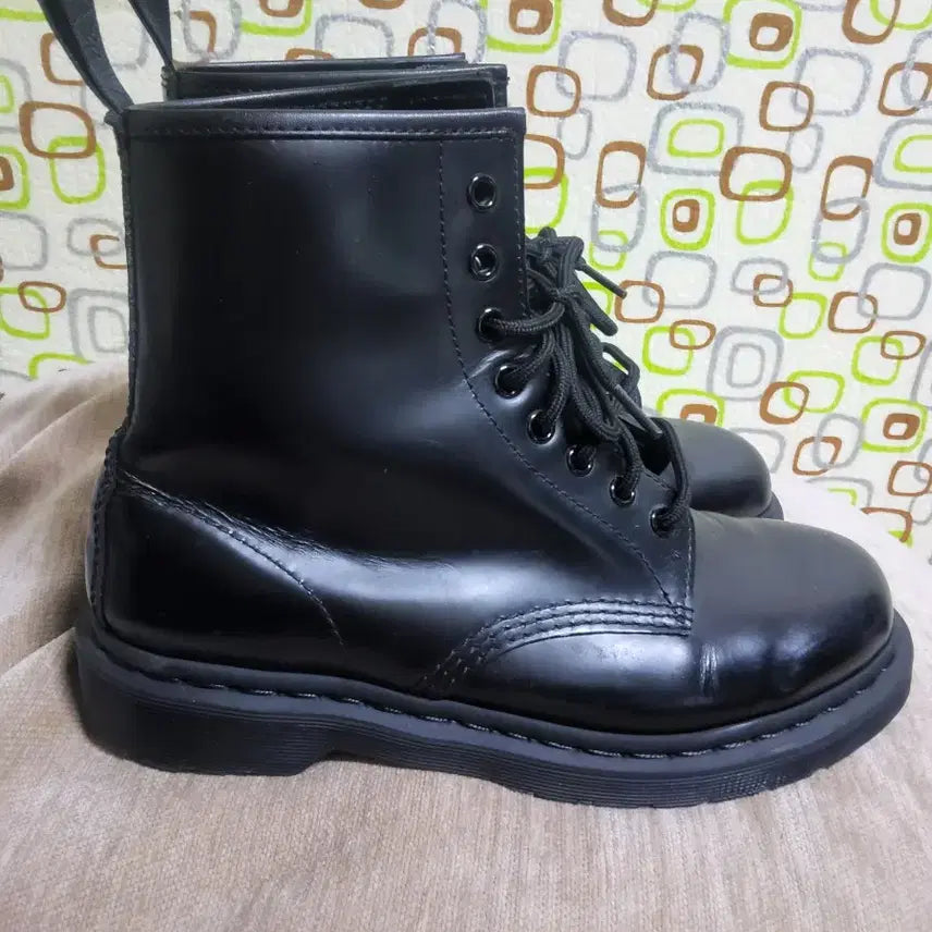 [BUNJANG] Dr. Martens 1460 Mono 8-Hole Boots / 닥터마틴1460 모노 8홀 260사이즈