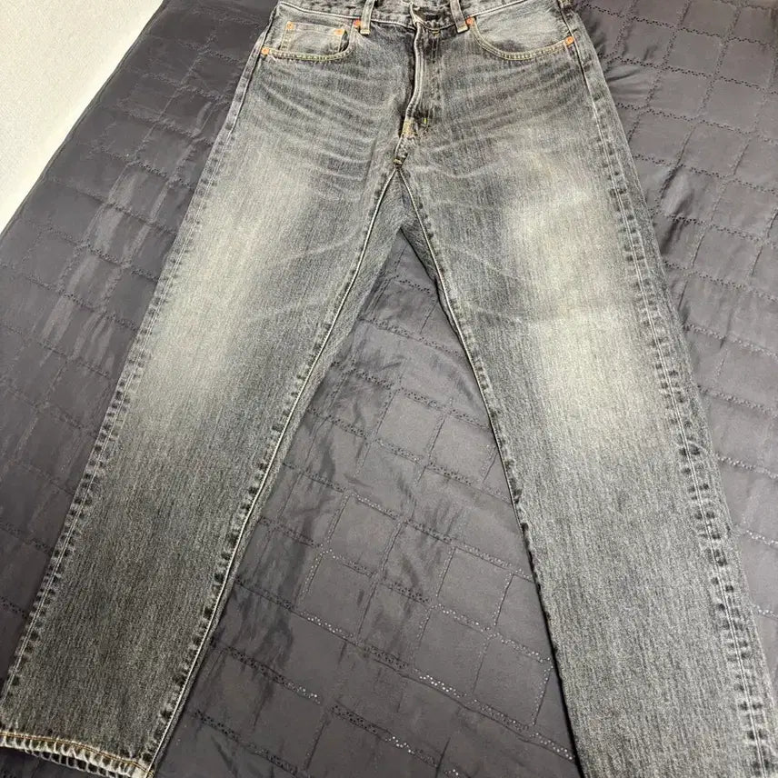 [SOLD OUT] [새제품] FOB factory 셀비지 그레이 워싱데님 32/30