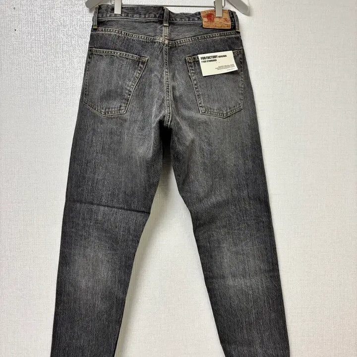 [SOLD OUT] [새제품] FOB factory 셀비지 그레이 워싱데님 32/30