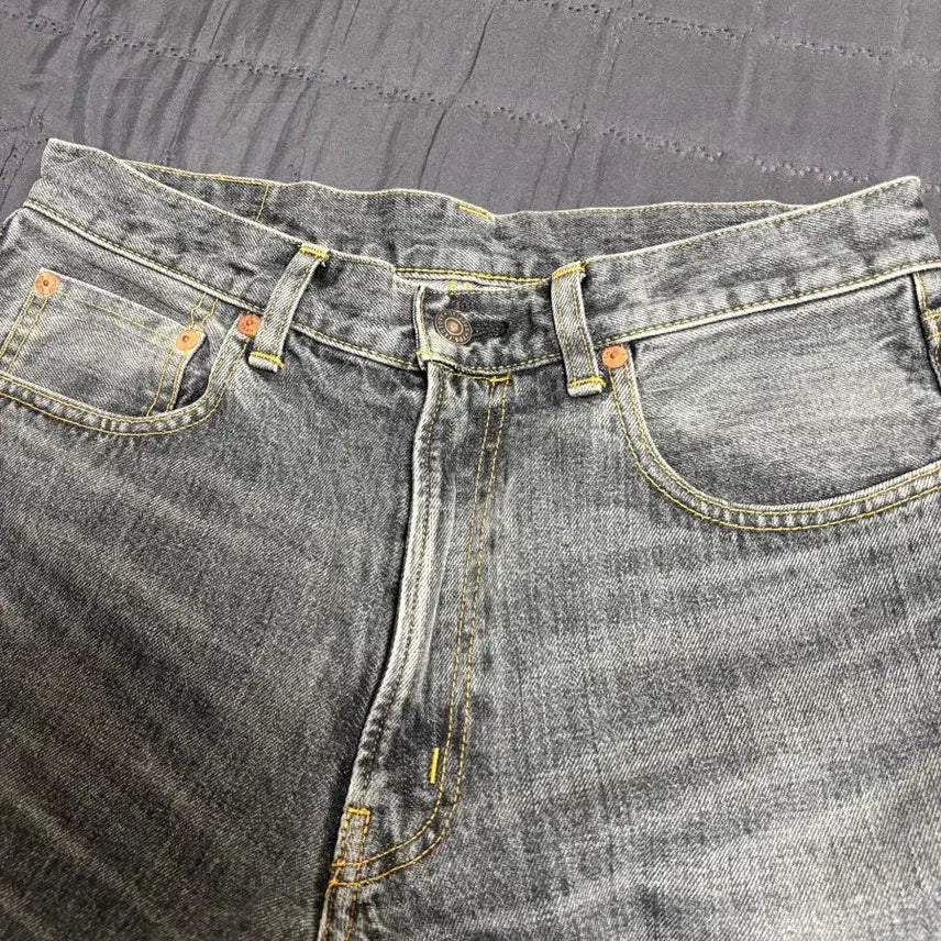 [SOLD OUT] [새제품] FOB factory 셀비지 그레이 워싱데님 32/30
