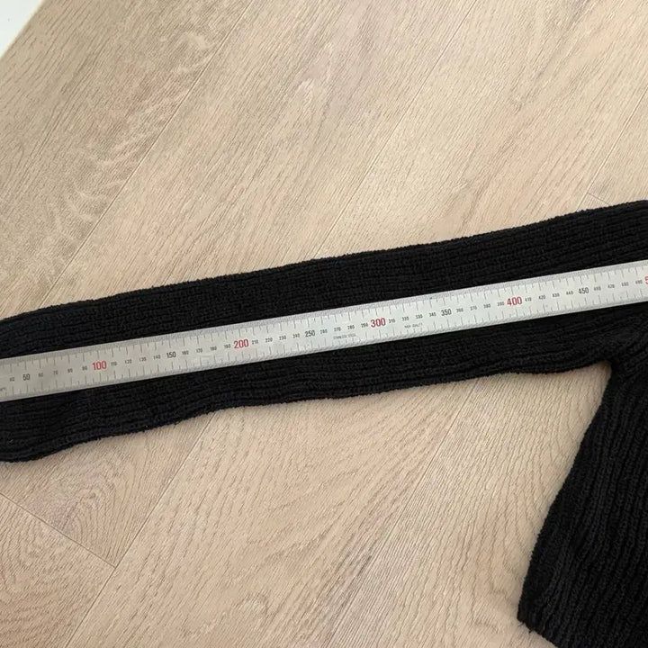 [BUNJANG] Diagonal Fur Trimmed Cardigan Black / 다이애그널 퍼 트리밍 가디건 블랙