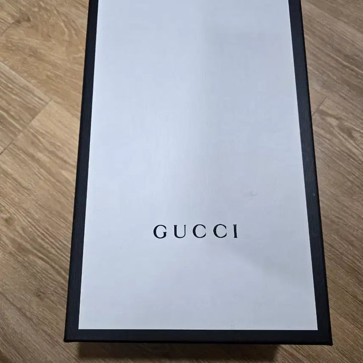 [BUNJANG] Gucci Interlocking G Ace Sneakers / 구찌 인터로킹 G 에이스 스니커즈