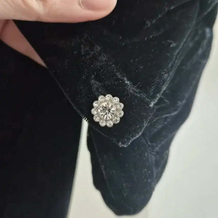 [BUNJANG] ZARA Velvet Crystal Button Dress / 자라 벨벳 큐빅 단추 원피스