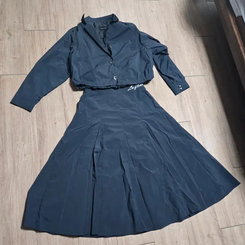 [BUNJANG] Arnaldo Bassini Two-Piece Suit Set / 아날도 바시니 투피스 M,95