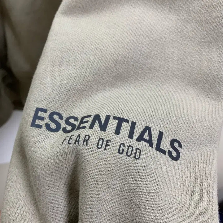 [BUNJANG] Fear of God Essentials Oversized Hoodie Khaki / 피어오브갓 에센셜 후드티 키키 오버핏 후드티