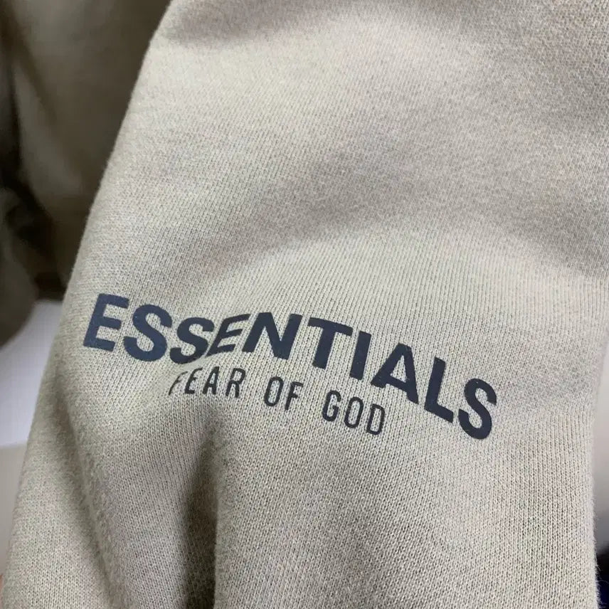 [BUNJANG] Fear of God Essentials Oversized Hoodie Khaki / 피어오브갓 에센셜 후드티 키키 오버핏 후드티