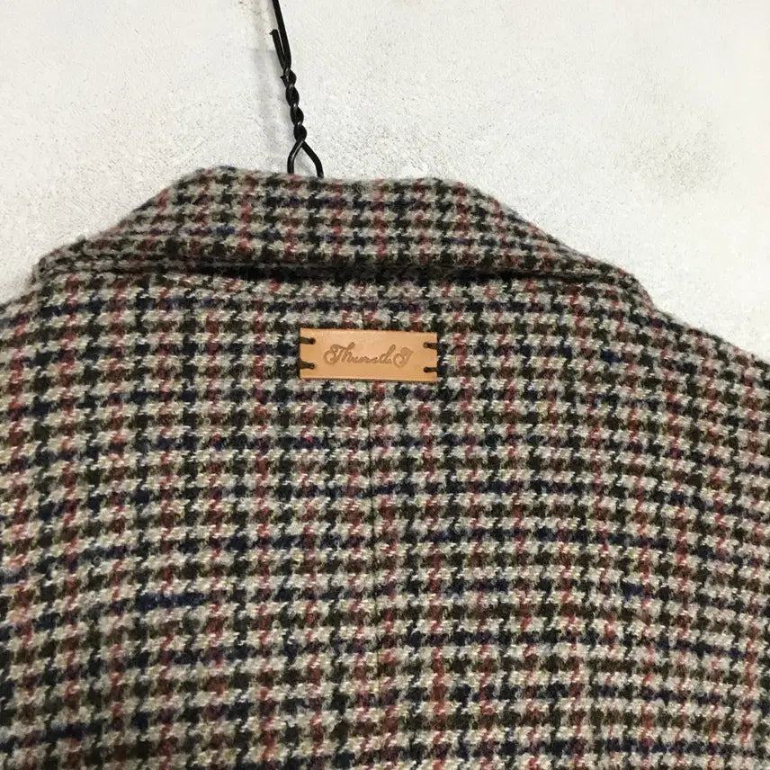 [SOLD OUT] 써스데이아일랜드 하이넥 체크 코트 M