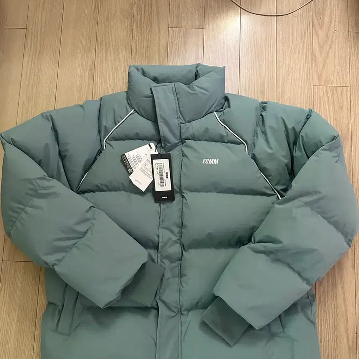 [BUNJANG] FCMM Mint Padded Jumper (L Size) / FCMM 패딩 점퍼 민트색  L 사이즈 새상퓸
