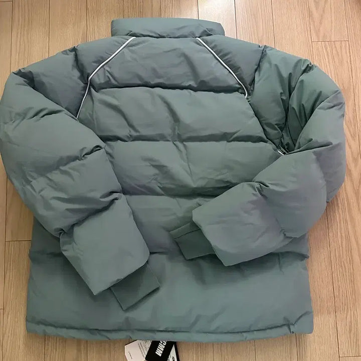 [BUNJANG] FCMM Mint Padded Jumper (L Size) / FCMM 패딩 점퍼 민트색  L 사이즈 새상퓸