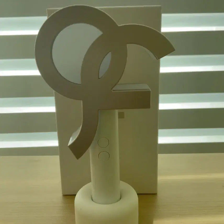 [BUNJANG] fromis_9 Official Light Stick Ver. 1 / 프로미스나인 응원봉 ver.1
