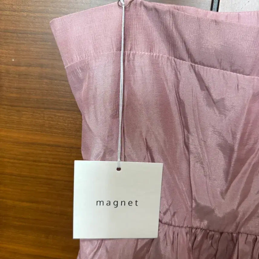 [BUNJANG] Shopmagnet Tender Sleeveless Pink Top / 샵마그넷 슬리브리스 핑크