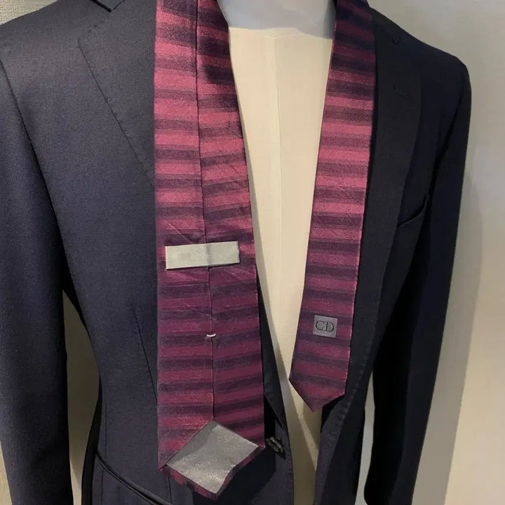 [BUNJANG] Dior Homme Striped Silk Necktie / 디올 옴므 신형 명품넥타이 스트라이프 100실크 8.5cm