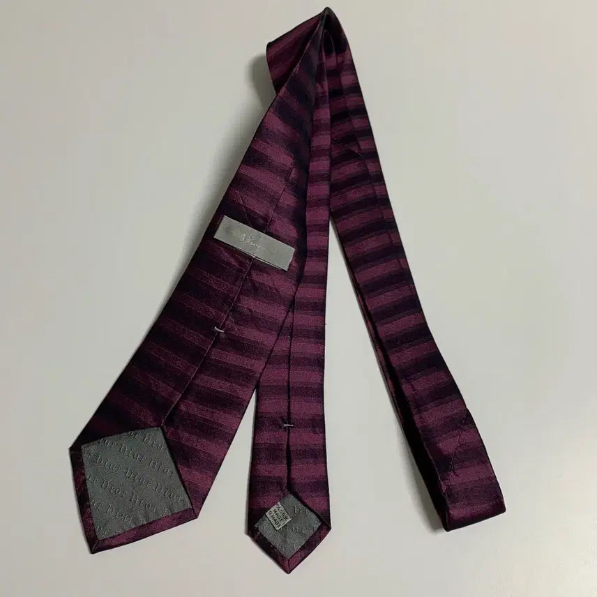 [BUNJANG] Dior Homme Striped Silk Necktie / 디올 옴므 신형 명품넥타이 스트라이프 100실크 8.5cm