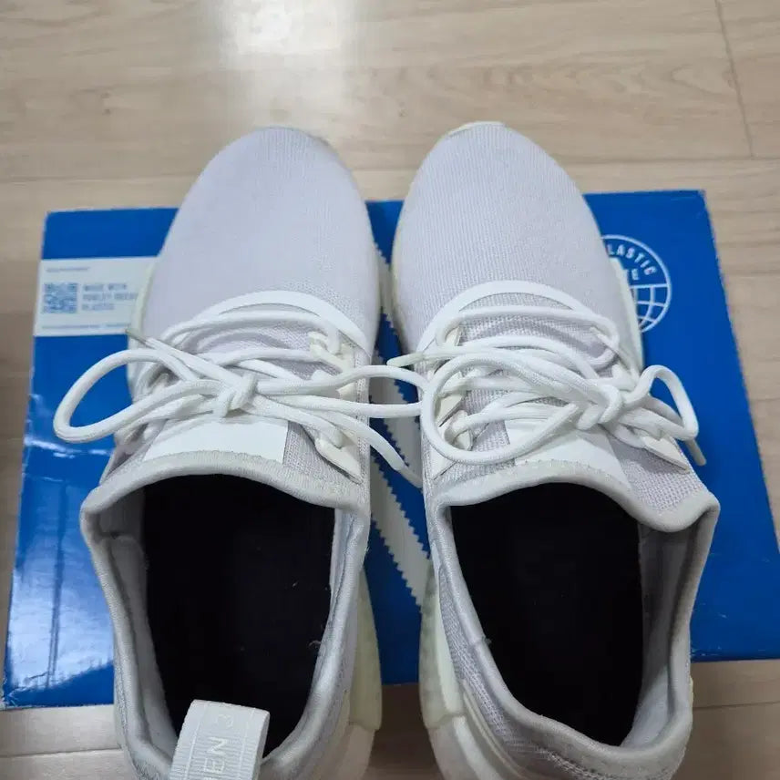 [BUNJANG] Adidas NMD_R1 Primeblue Sneakers White 270mm / 아디다스 NMD_R1 Primeblue 운동화 흰색 270mm 판매합니다
