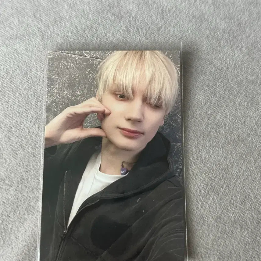 [BUNJANG] TXT Huening Kai MOA Zone Photocard / 휴닝카이 모아존 포카